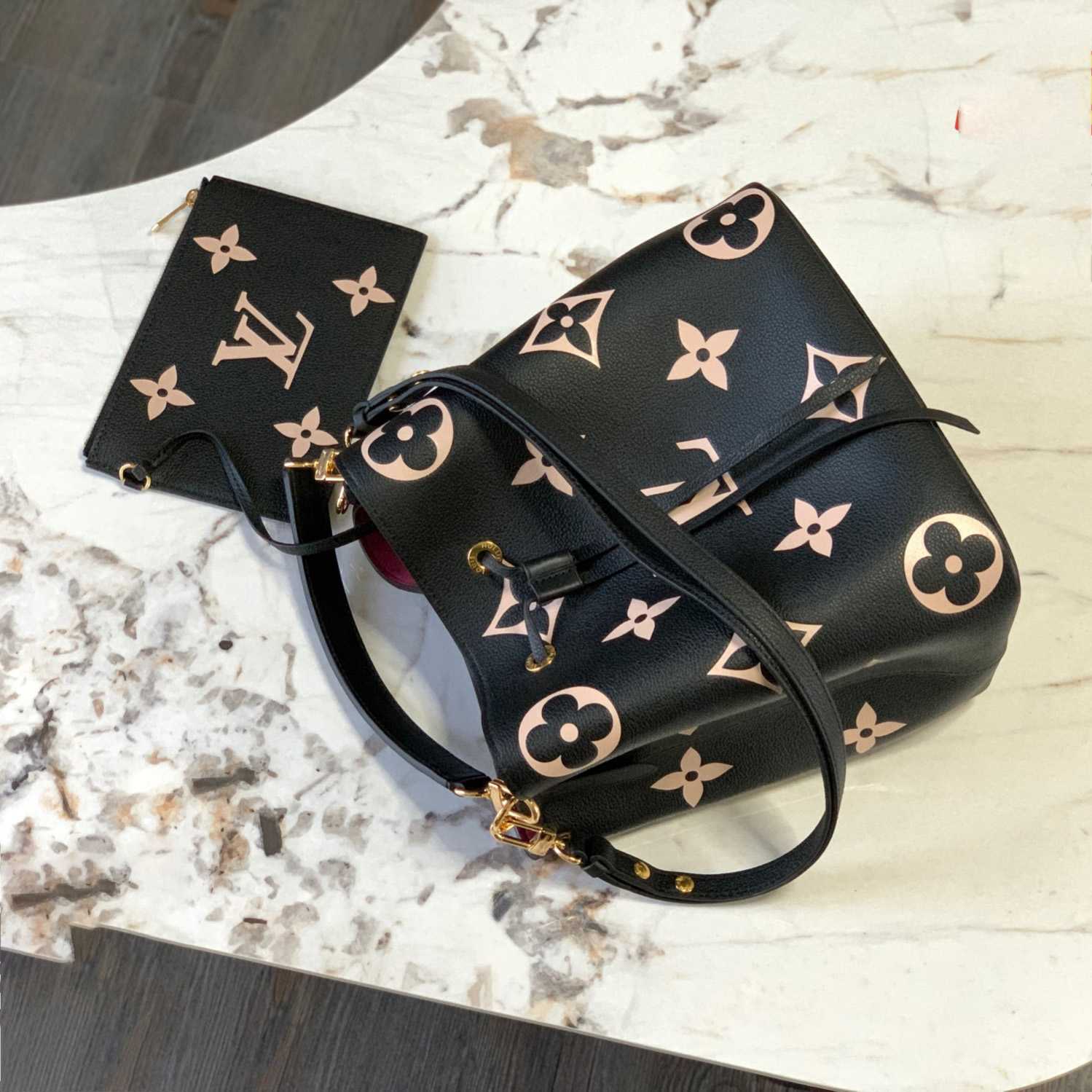 Louis Vuitton Néonoé MM  (26*26*17.5 cm) M45497 - FashionPlug