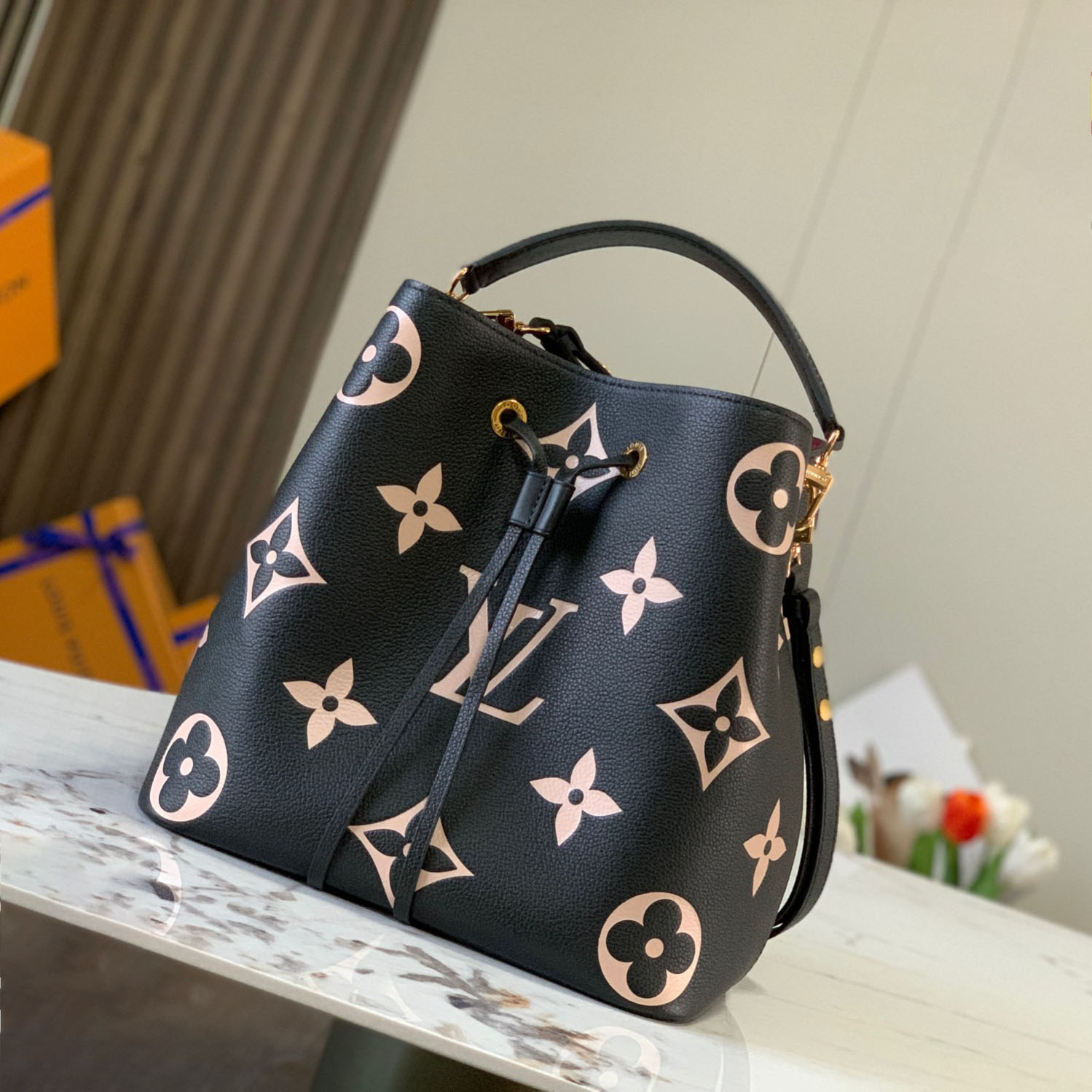 Louis Vuitton Néonoé MM  (26*26*17.5 cm) M45497 - FashionPlug
