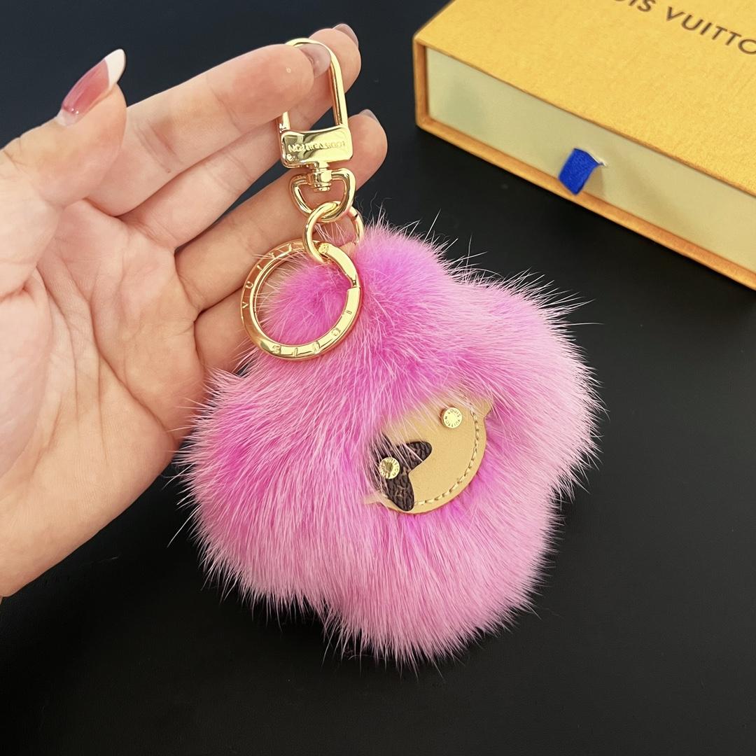 Louis Vuitto Vivienne Fur Key Holder   M01447 - FashionPlug