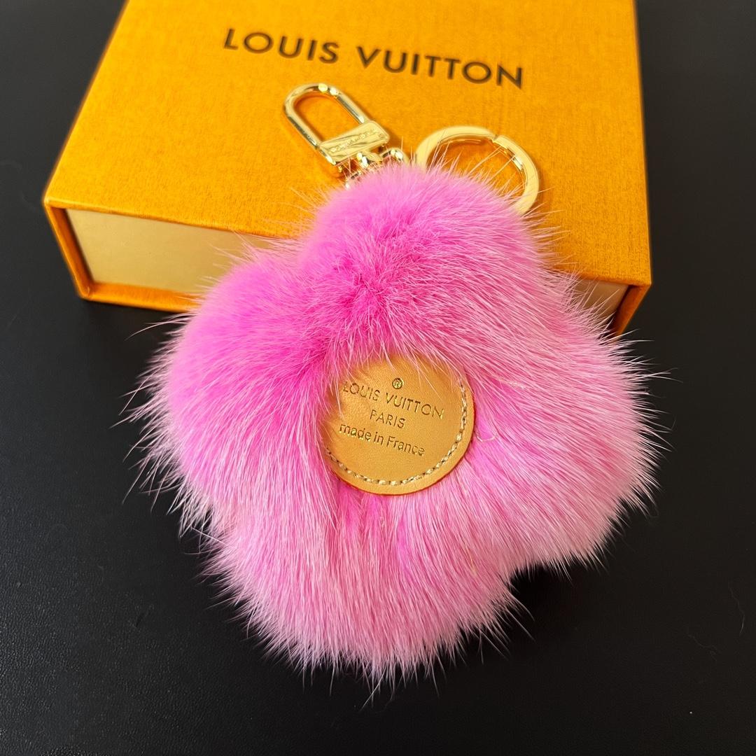 Louis Vuitto Vivienne Fur Key Holder   M01447 - FashionPlug