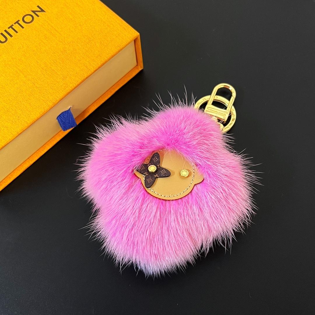 Louis Vuitto Vivienne Fur Key Holder   M01447 - FashionPlug