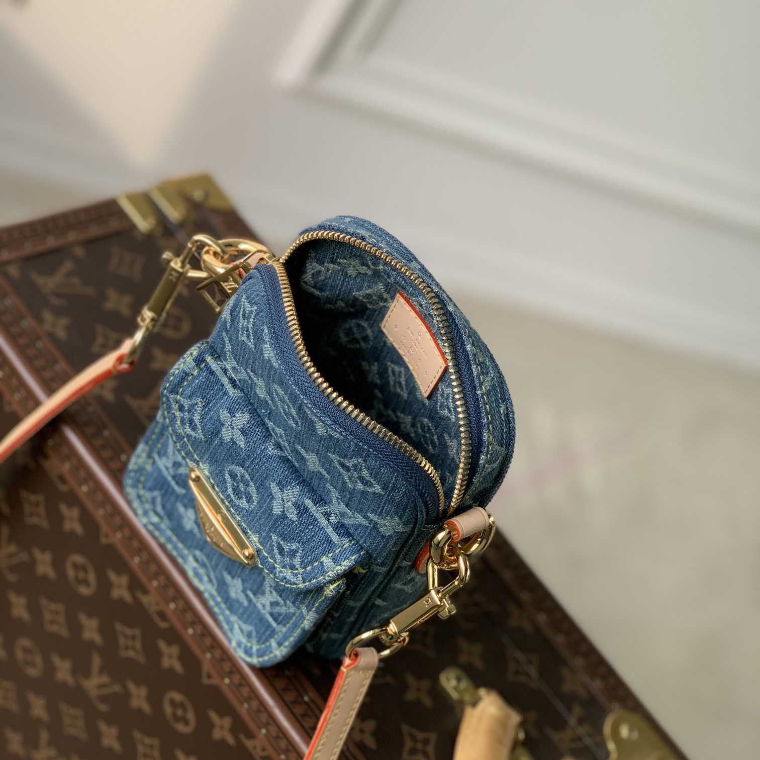 Louis Vuitton Fairfax Pochette    M82948 - FashionPlug