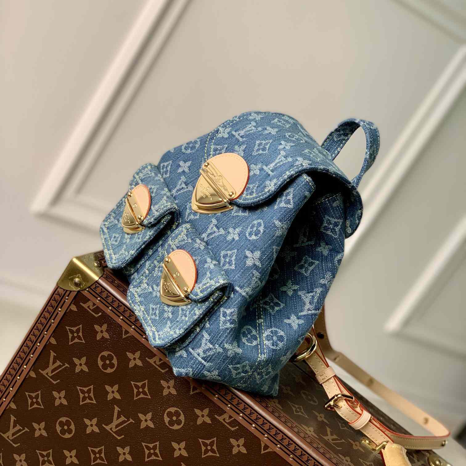 Louis Vuitton Venice    M46836 - FashionPlug