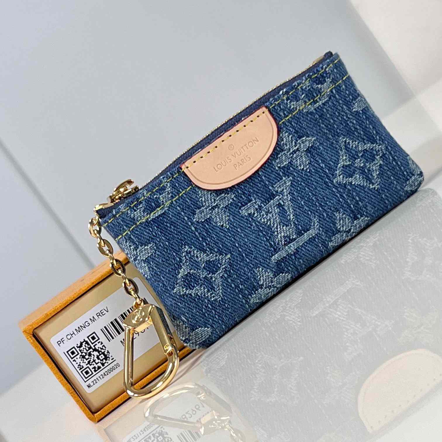 Louis Vuitton Key Pouch   M82961 - FashionPlug