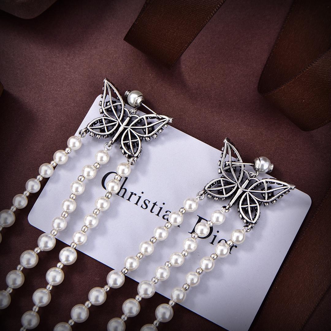 Dior Papillon De Nuit Earrings - FashionPlug