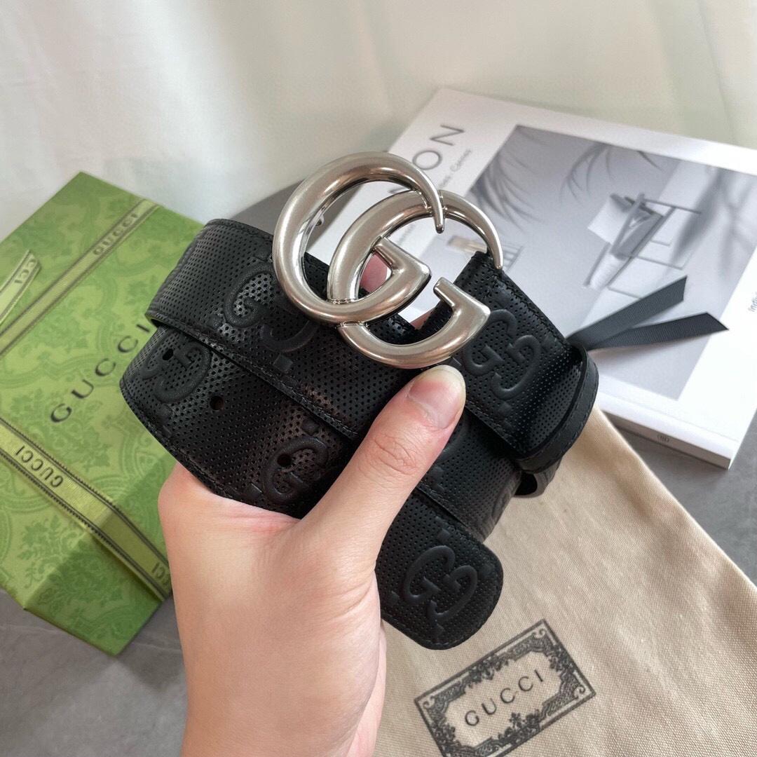 Gucci Double G Buckle Embossed Leather Belt - FashionPlug