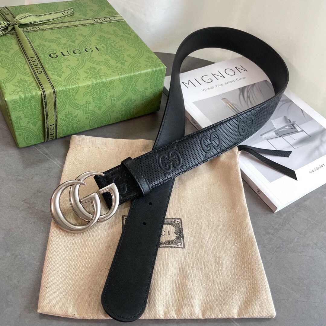 Gucci Double G Buckle Embossed Leather Belt - FashionPlug