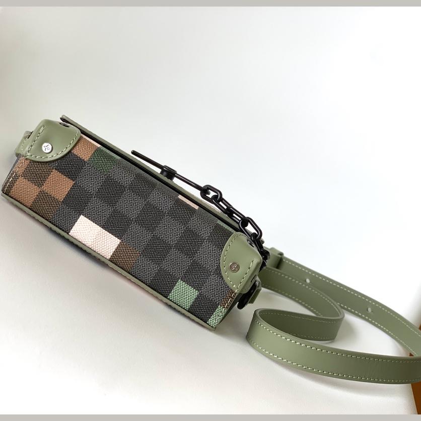 Louis Vuitton Steamer Wearable Wallet   M83172 - FashionPlug