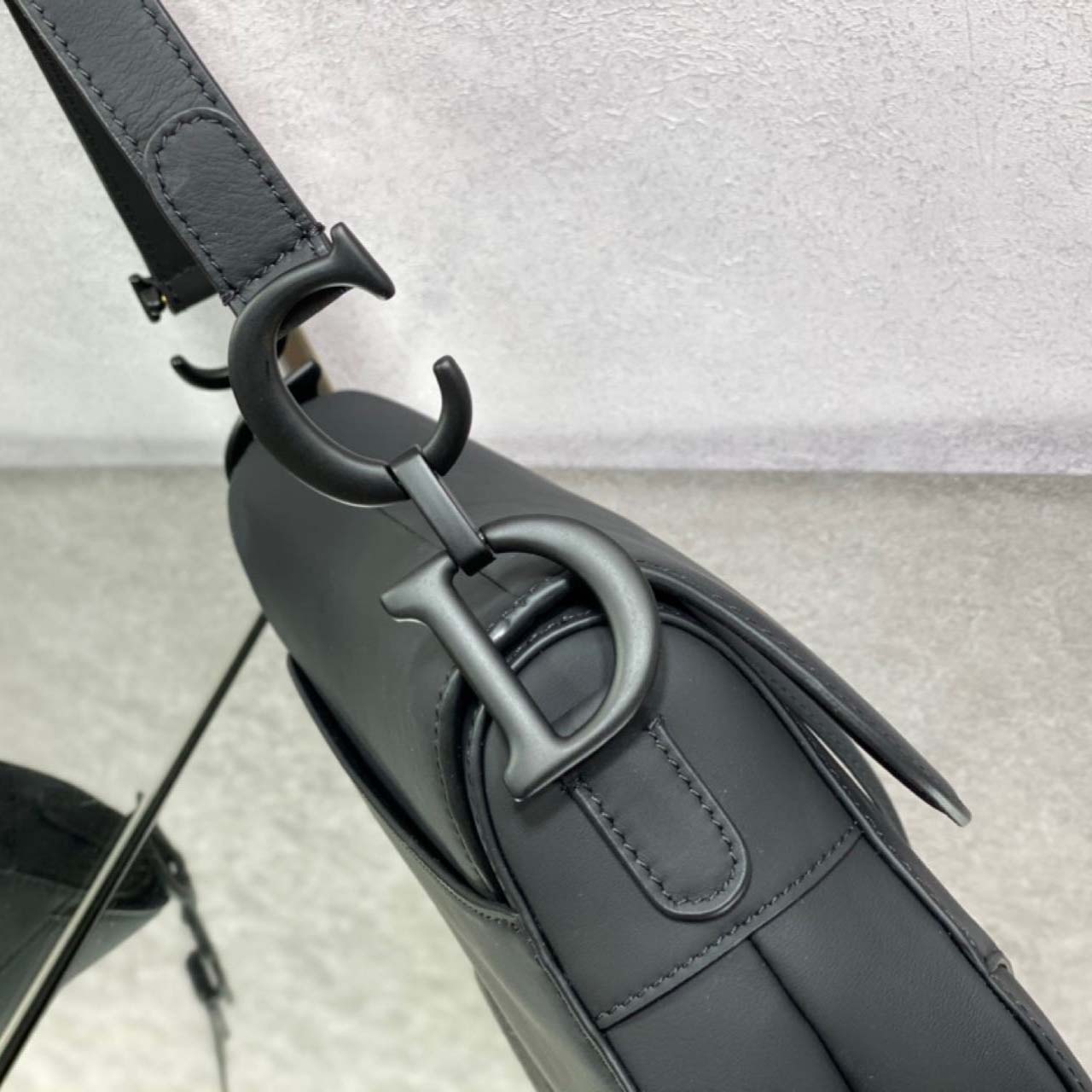 Dior Saddle Bag    25.5-20-6.5cm - FashionPlug