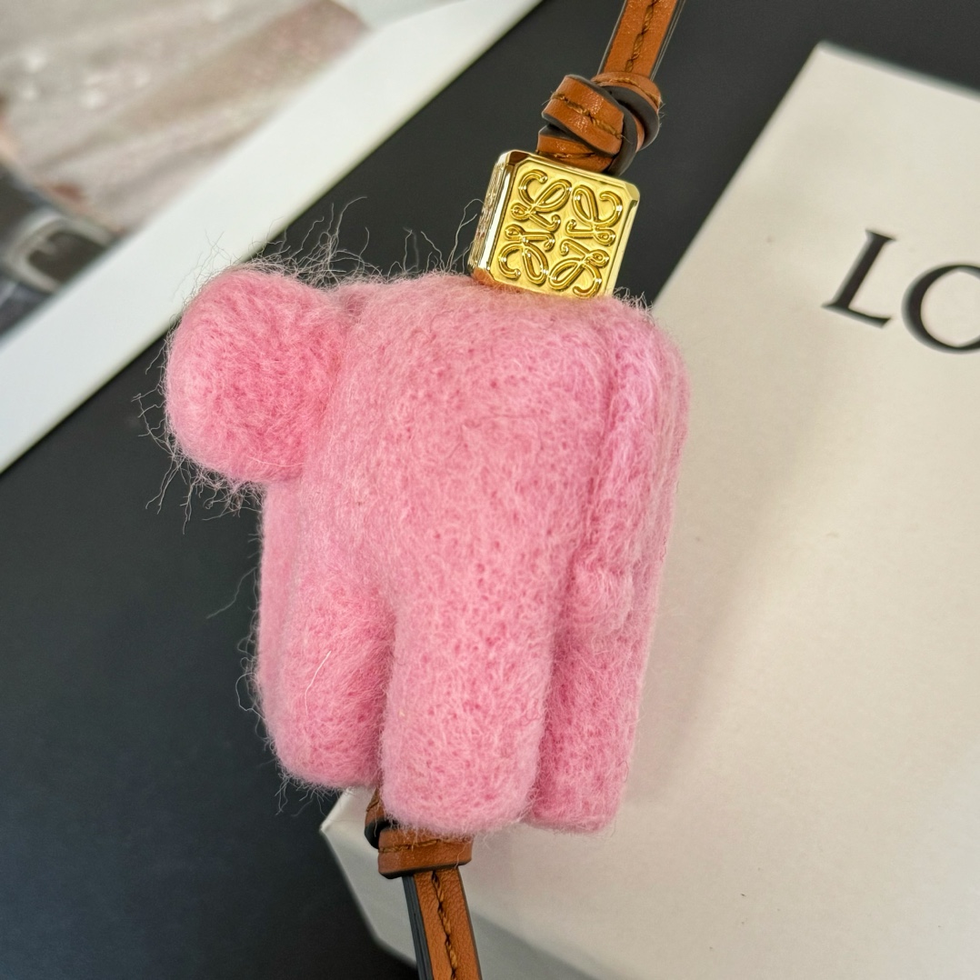 Loewe Elephant Charm In Felt And Calfskin - FashionPlug