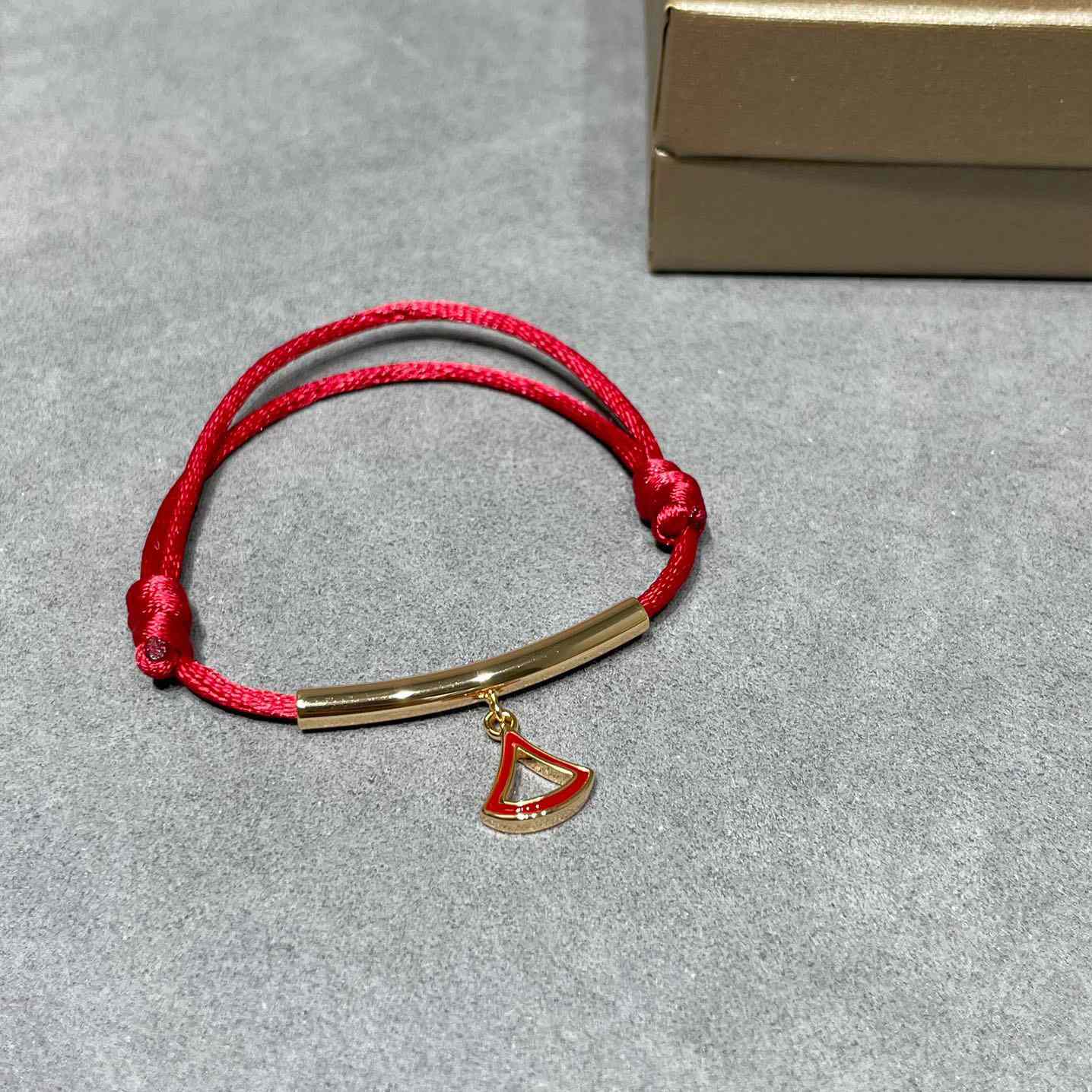 Bvlgari Divas’ Dream Bracelet - FashionPlug
