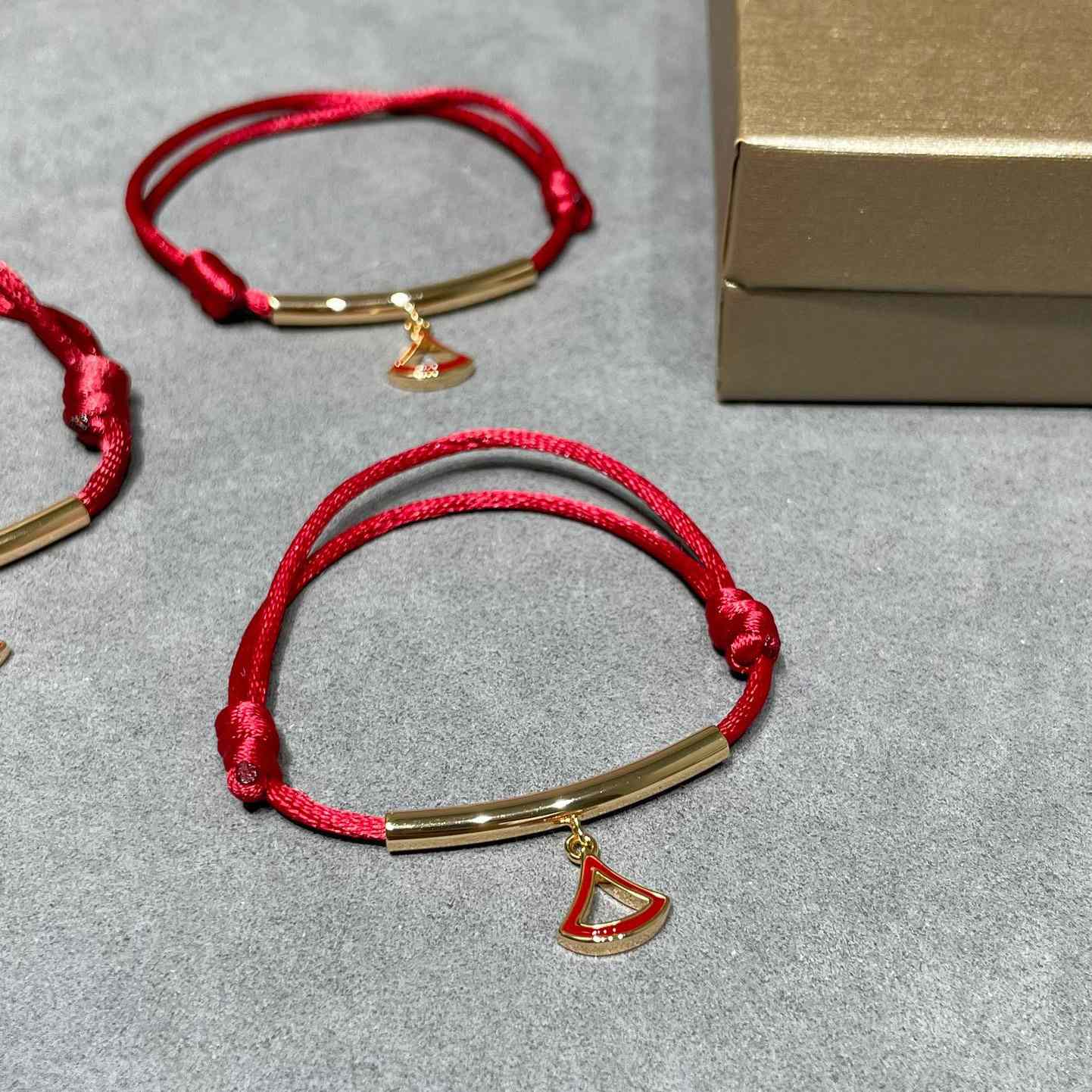 Bvlgari Divas’ Dream Bracelet - FashionPlug