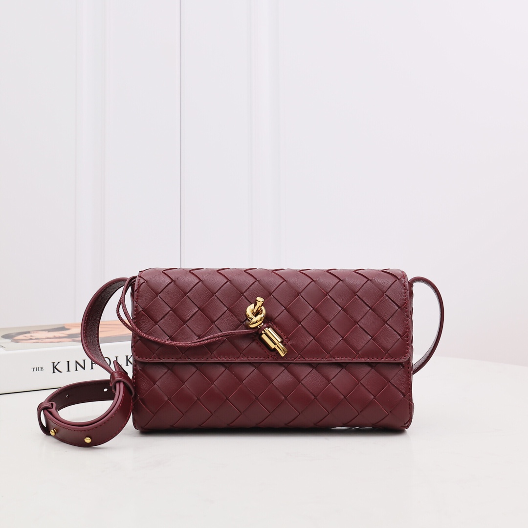 Bottega Veneta Mini Andiamo Cross-Body Bag - FashionPlug
