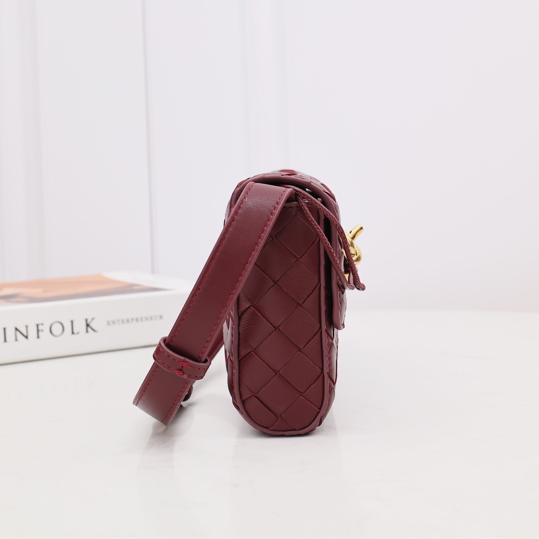 Bottega Veneta Mini Andiamo Cross-Body Bag - FashionPlug