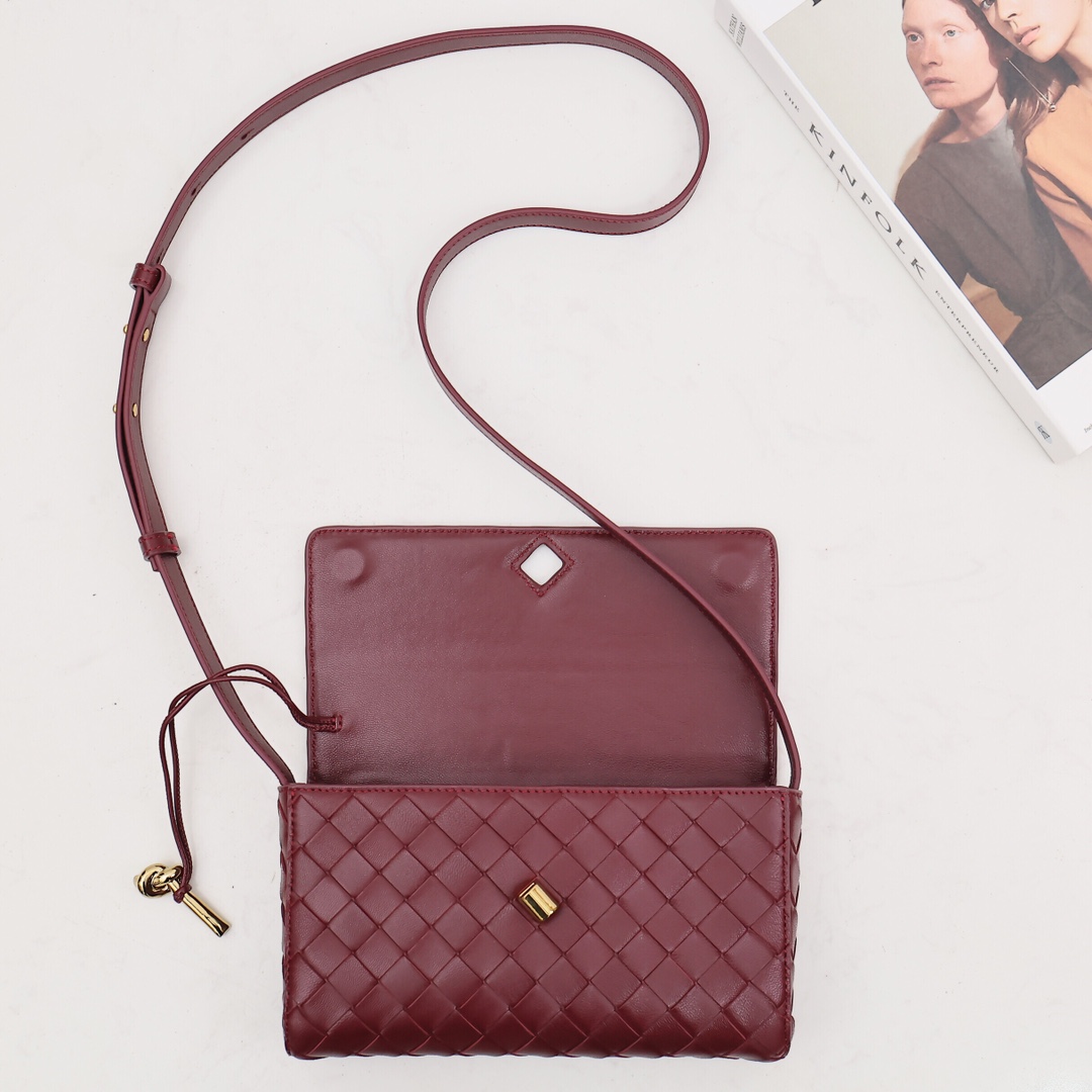 Bottega Veneta Mini Andiamo Cross-Body Bag - FashionPlug