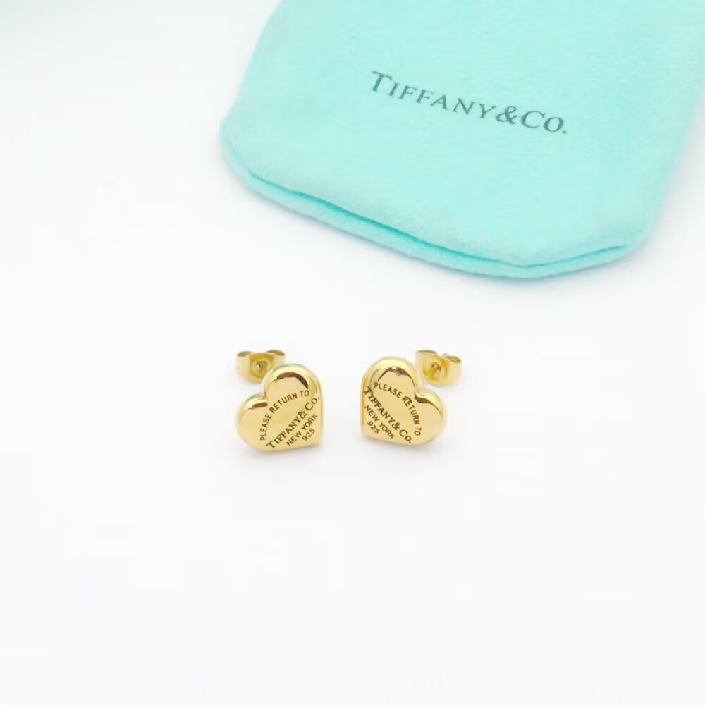 Tiffany&CO Full Heart Earrings - FashionPlug