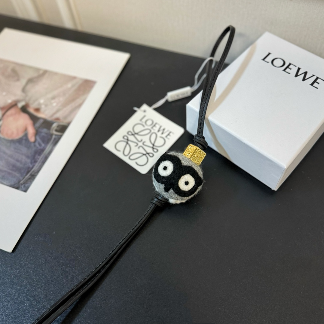 Loewe Owl charm In Felt And Calfskin - FashionPlug