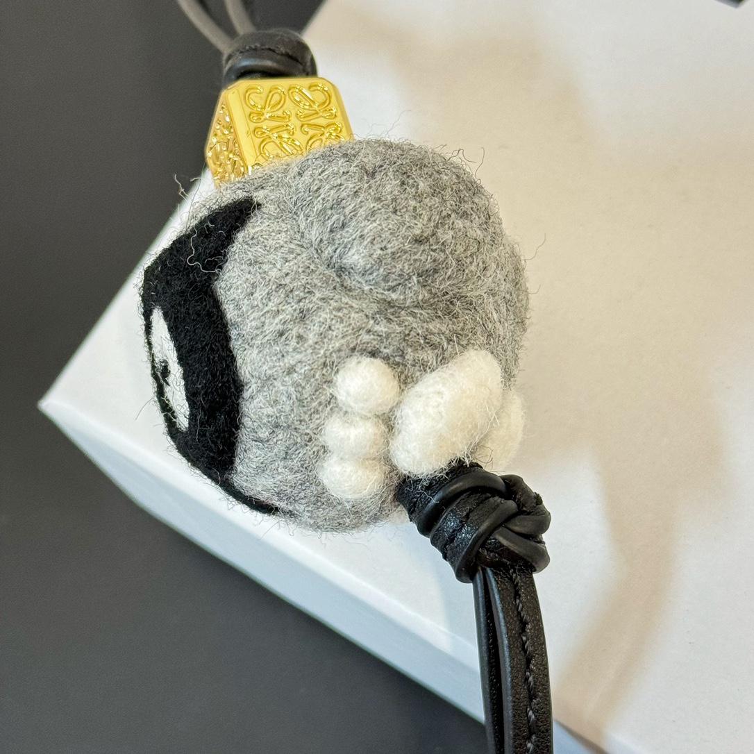 Loewe Owl charm In Felt And Calfskin - FashionPlug