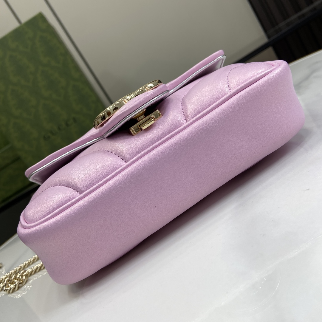 Gucci GG Marmont Super Mini Bag - FashionPlug