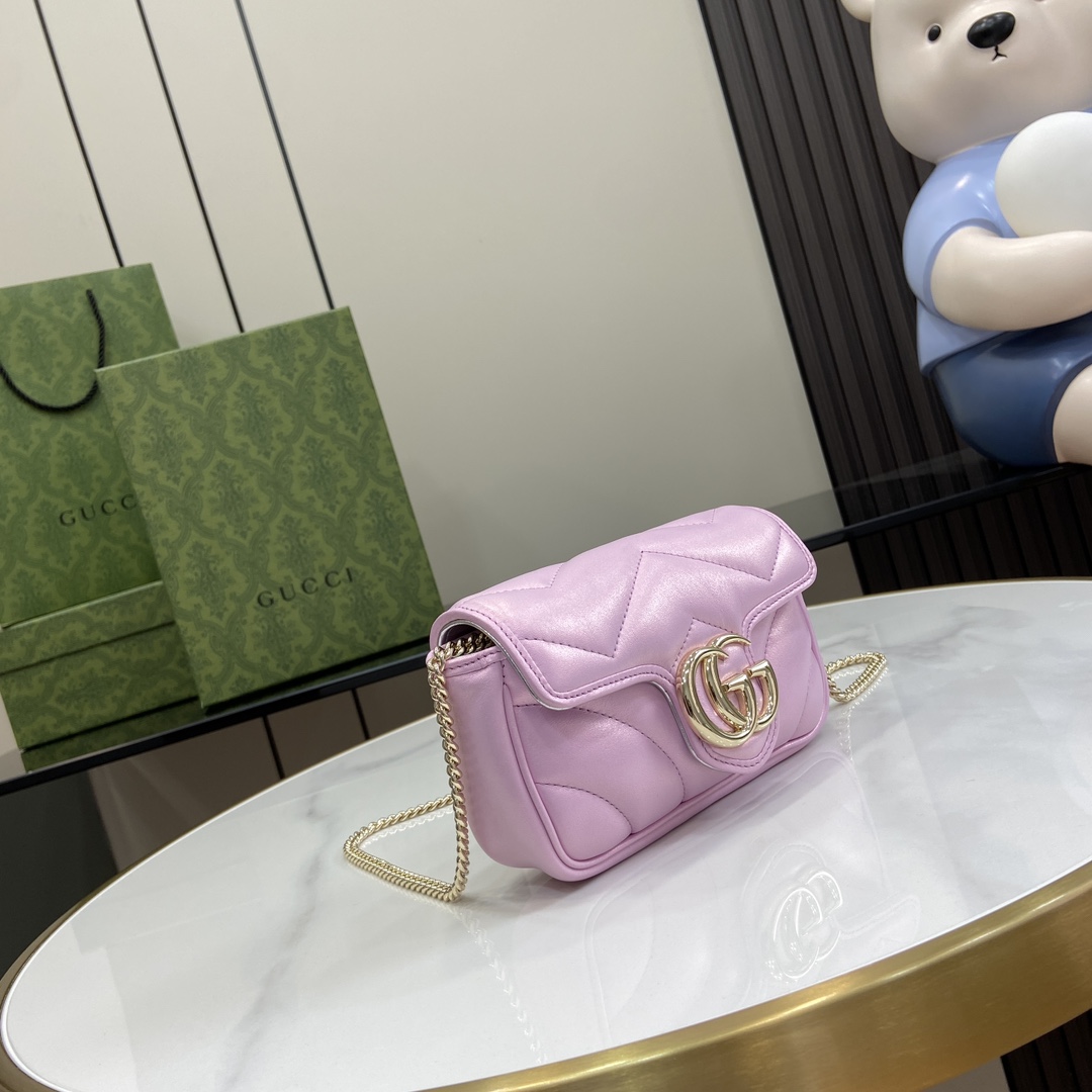 Gucci GG Marmont Super Mini Bag - FashionPlug