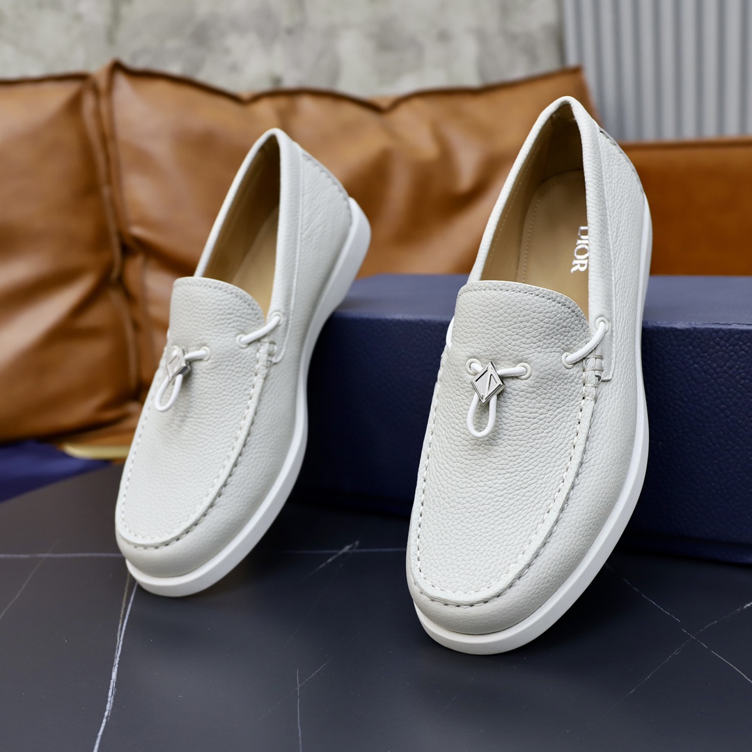 Dior Loafer - FashionPlug