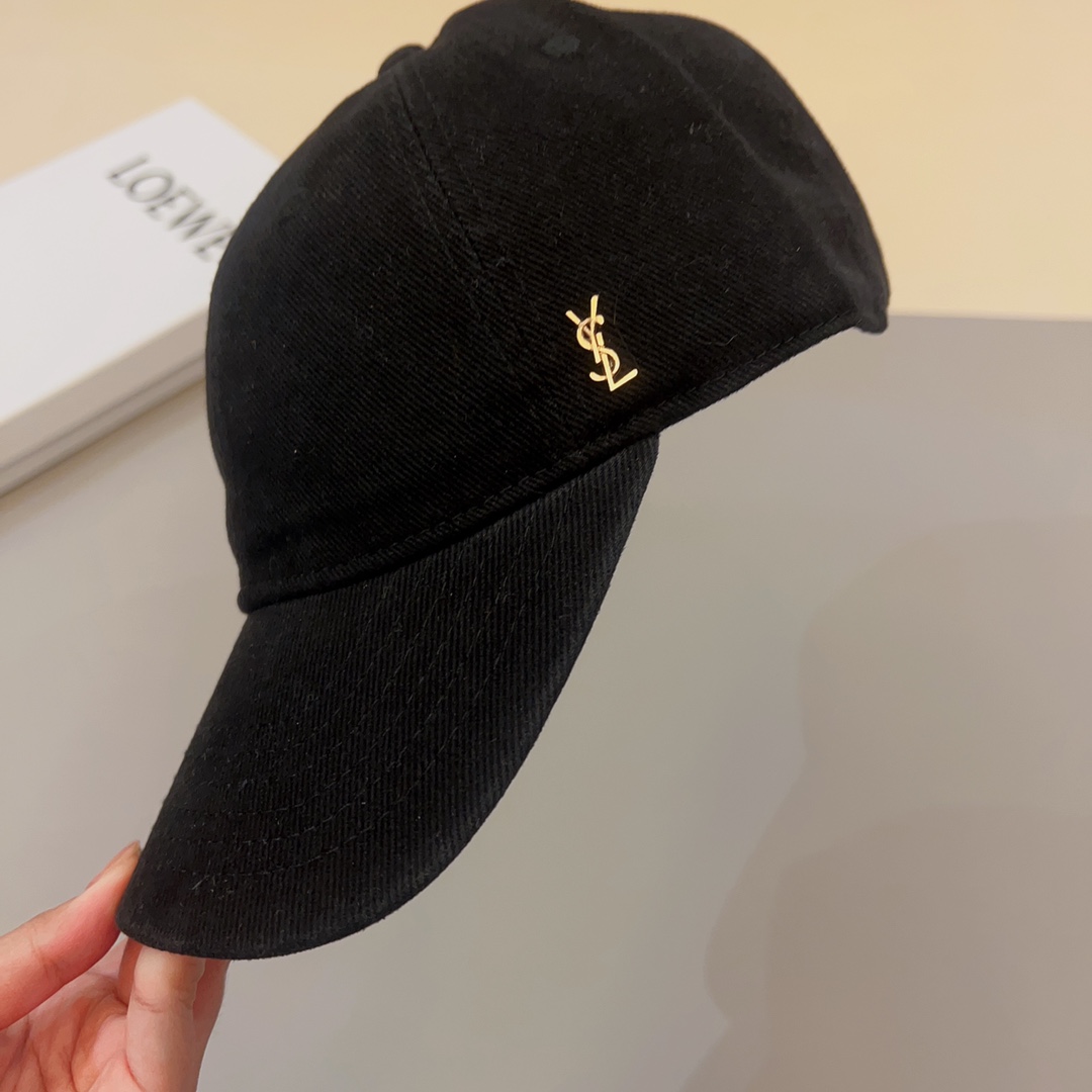Saint Laurent Cap - FashionPlug