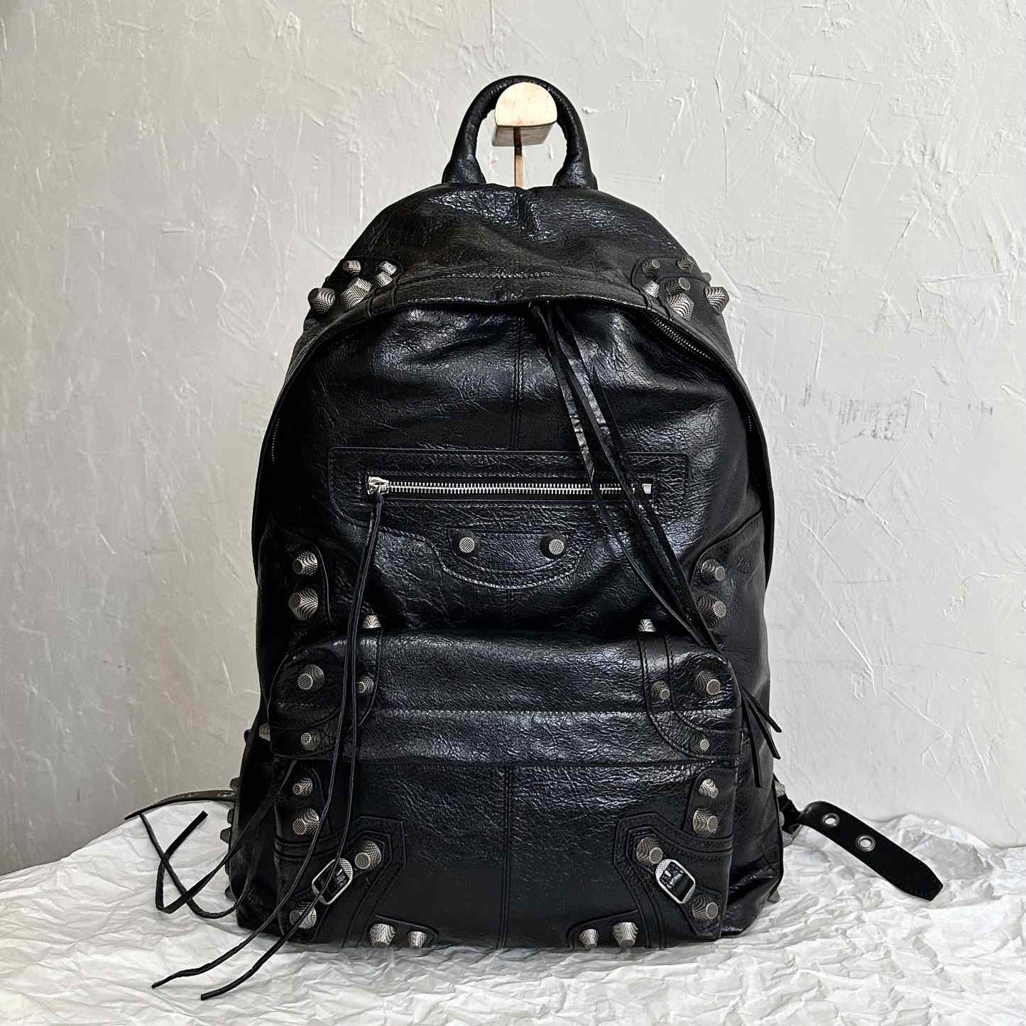 Balenciaga Men's Le Cagole Men Backpack In Black - FashionPlug