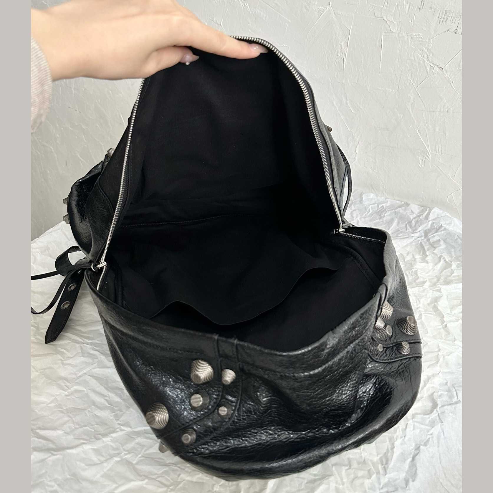 Balenciaga Men's Le Cagole Men Backpack In Black - FashionPlug