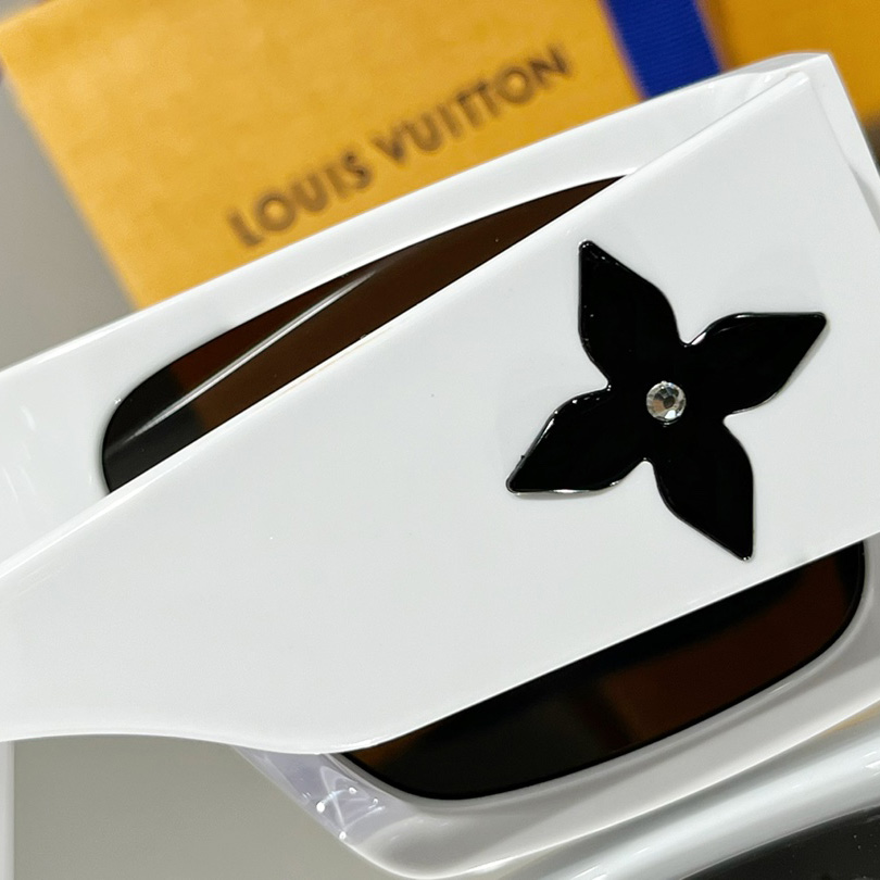 Louis Vuitton Sunglasses   Z2615W - FashionPlug