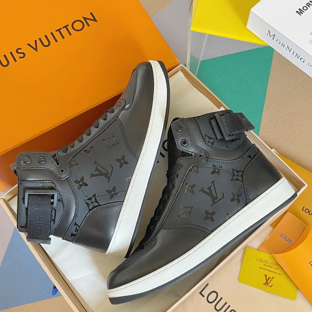 Louis Vuitton Rivoli Sneaker Boot 1A8EAP - FashionPlug
