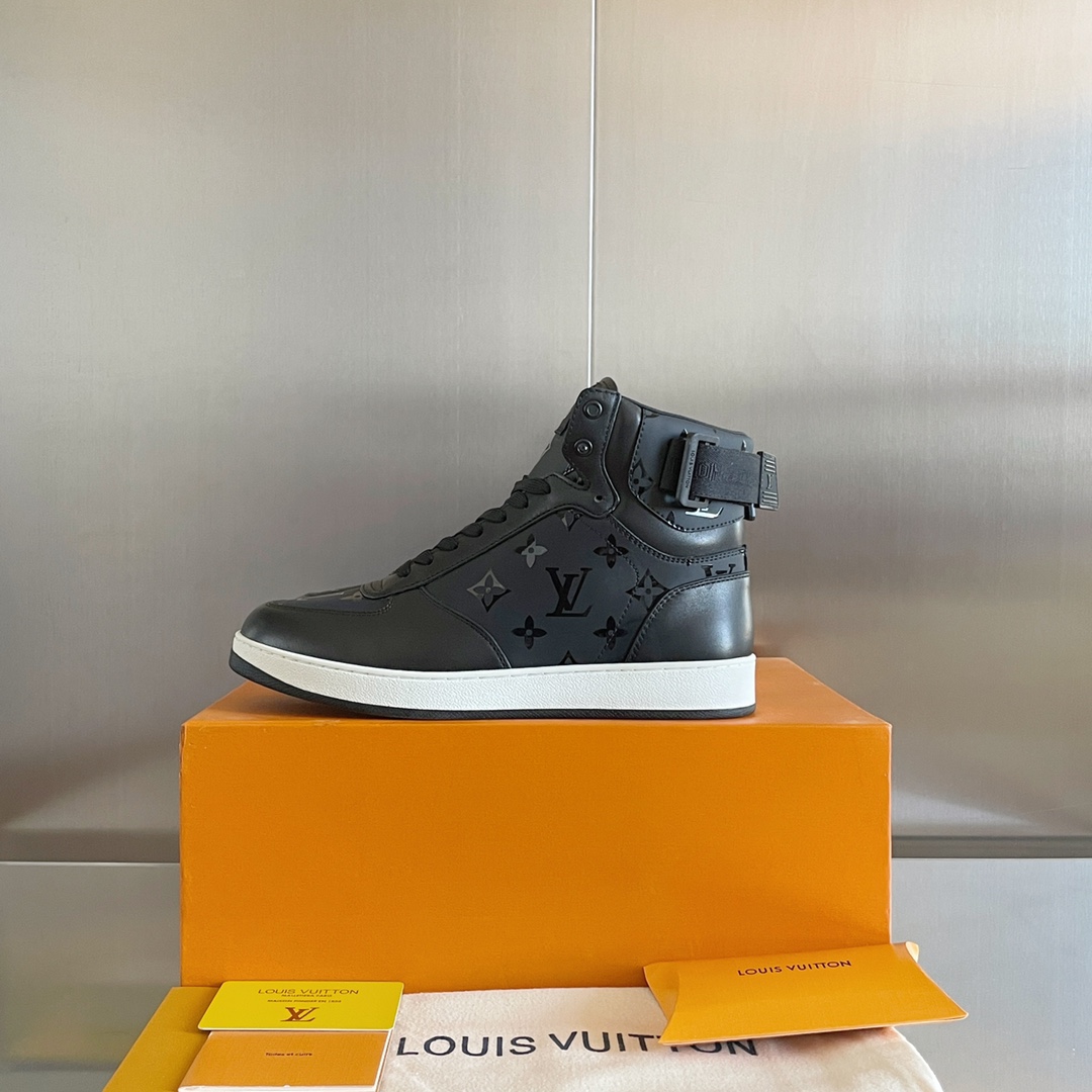 Louis Vuitton Rivoli Sneaker Boot 1A8EAP - FashionPlug