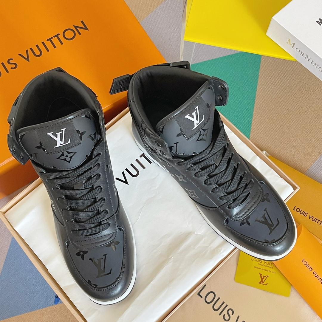 Louis Vuitton Rivoli Sneaker Boot 1A8EAP - FashionPlug