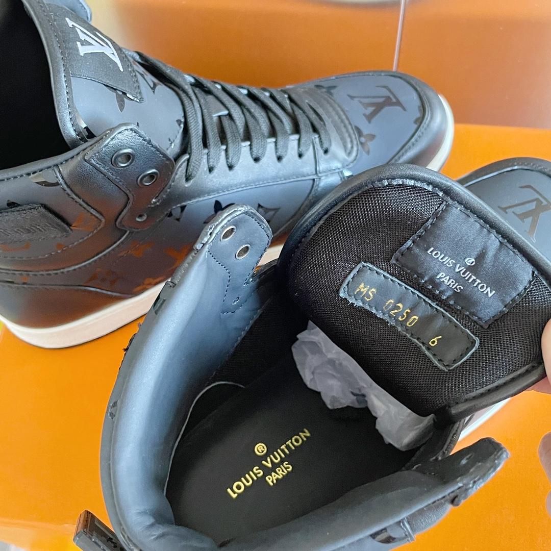 Louis Vuitton Rivoli Sneaker Boot 1A8EAP - FashionPlug