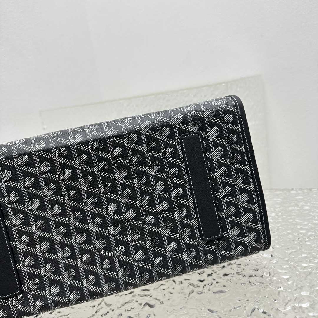Goyard Saint Léger Backpack - FashionPlug