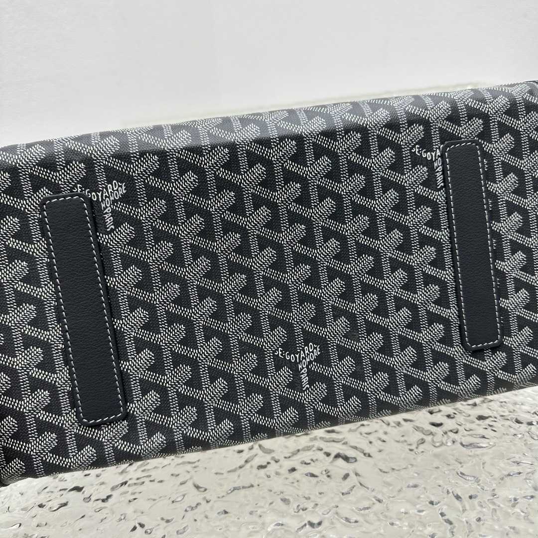 Goyard Saint Léger Backpack - FashionPlug