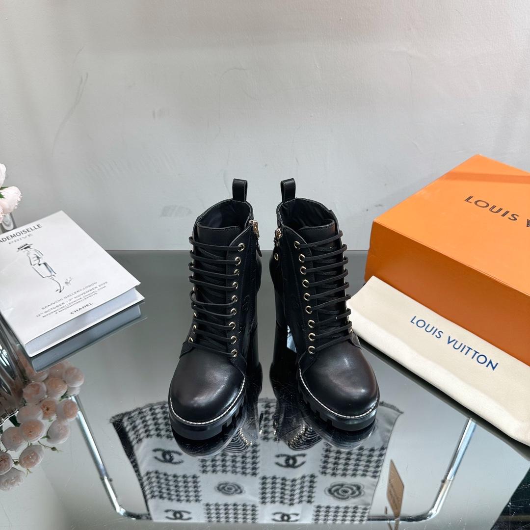 Louis Vuitton Star Trail Ankle Boot   1ACHOH - FashionPlug