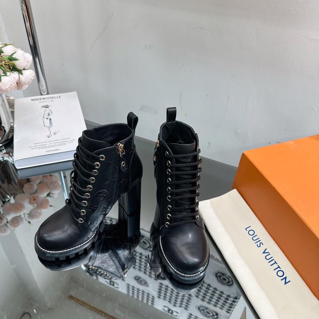 Louis Vuitton Star Trail Ankle Boot   1ACHOH - FashionPlug