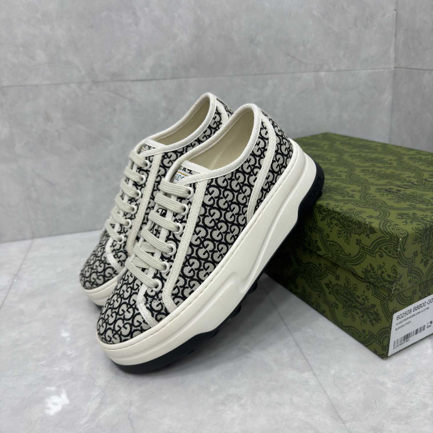 Gucci Women's GG Trainer - FashionPlug