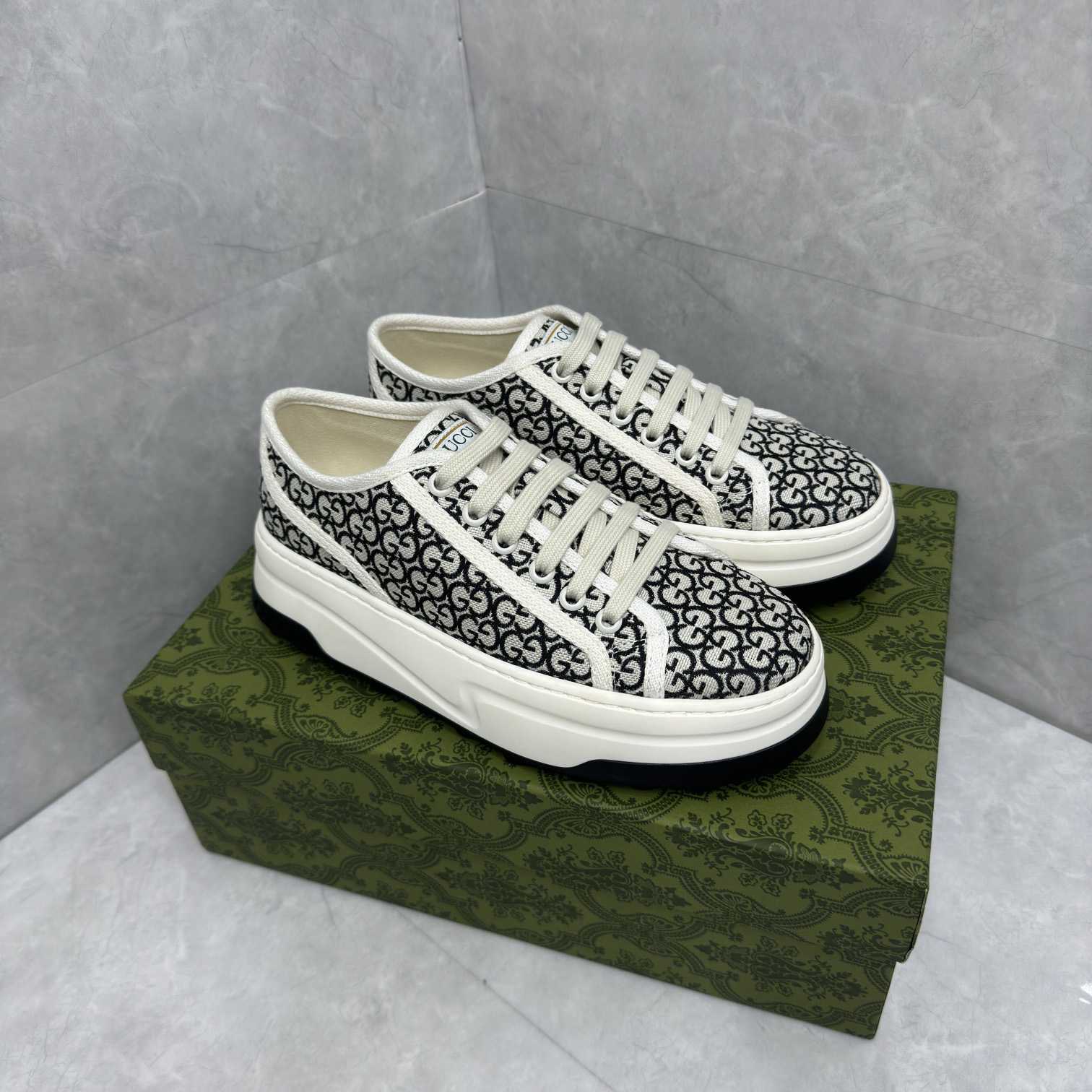 Gucci Women's GG Trainer - FashionPlug