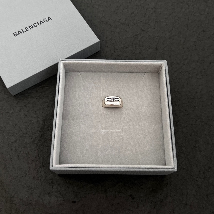 Balenciaga Icon Signet Ring  - FashionPlug