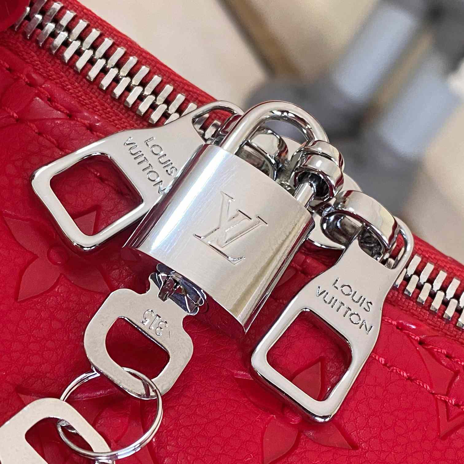Louis Vuitton Keepall Bandoulière 50   M23750 - FashionPlug