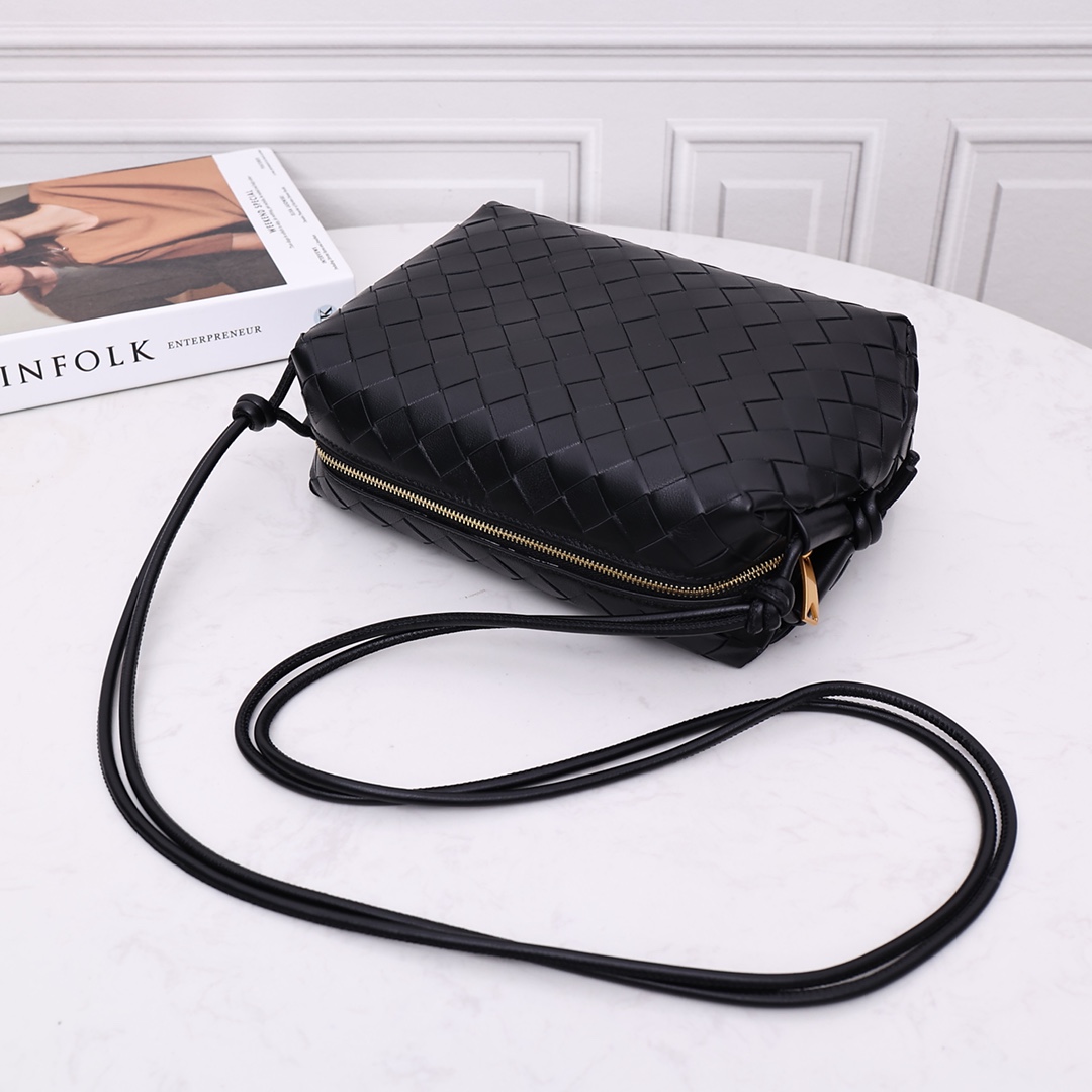 Bottega Veneta Small Loop Camera Bag - FashionPlug
