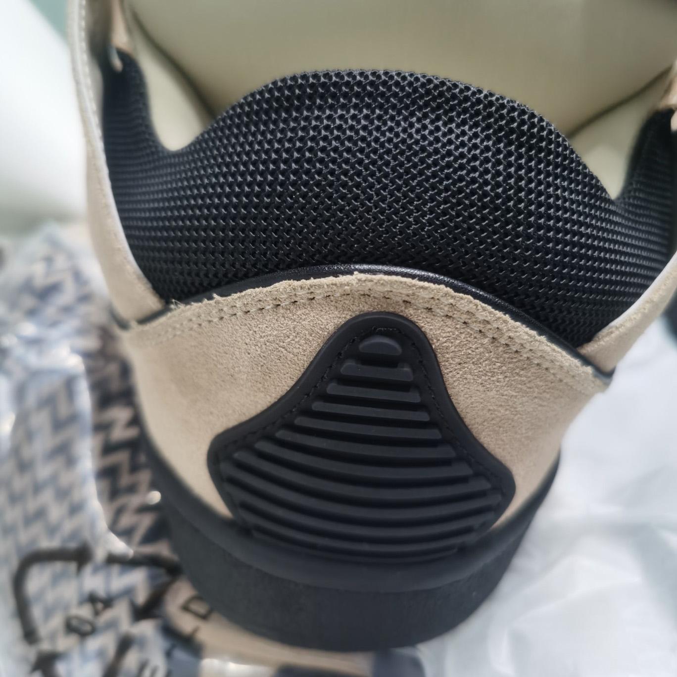 Lanvin Curb Sneakers - FashionPlug