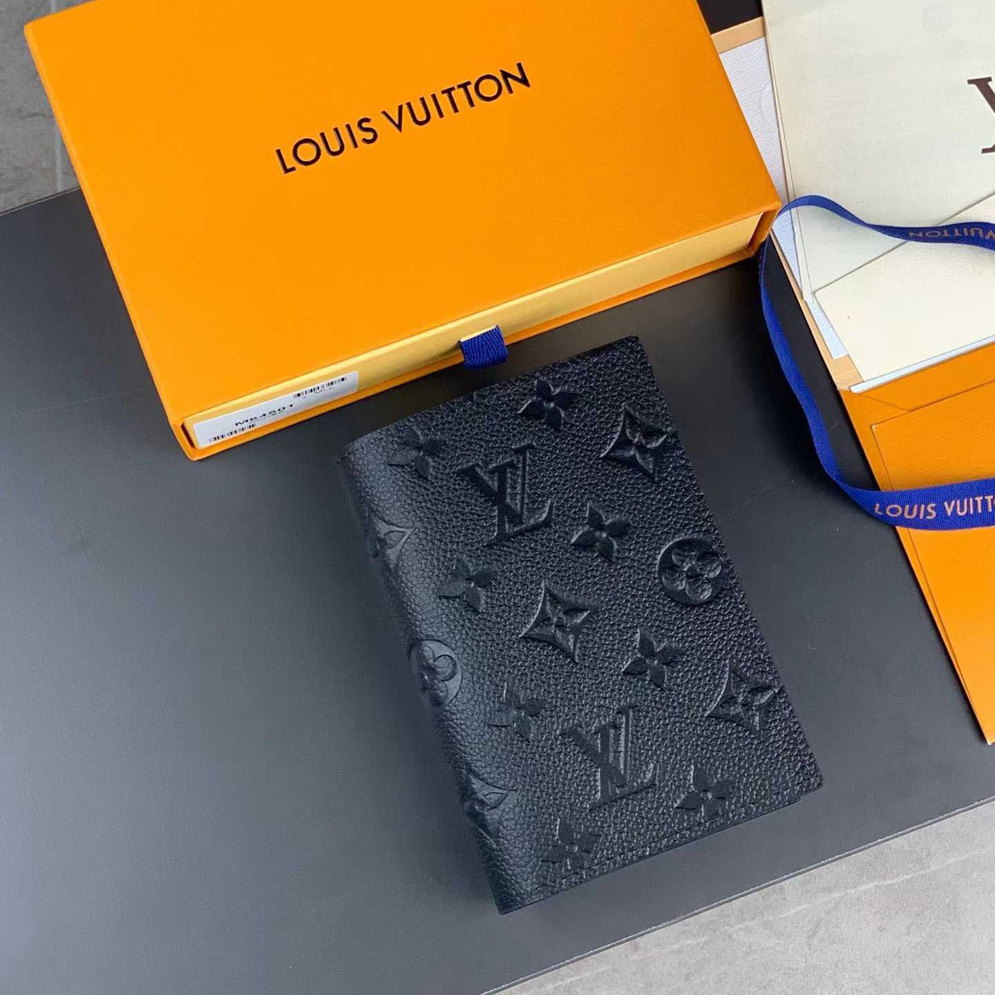 Louis Vuitton Passport Cover   M63914 - FashionPlug