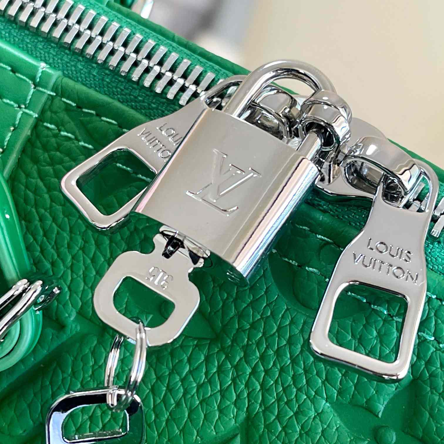 Louis Vuitton Keepall Bandoulière 50   M23751 - FashionPlug