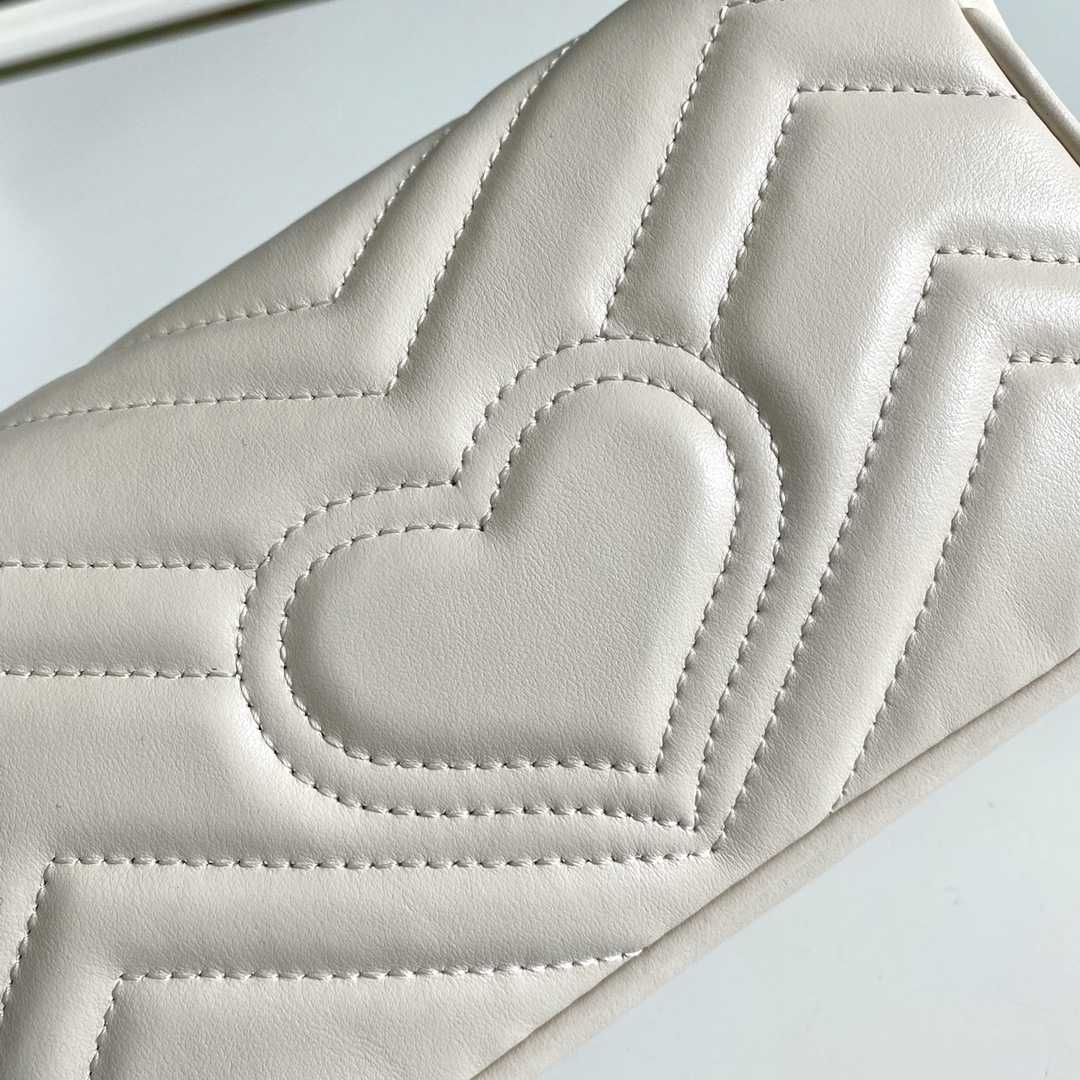 Gucci GG Marmont Super Mini Bag - FashionPlug