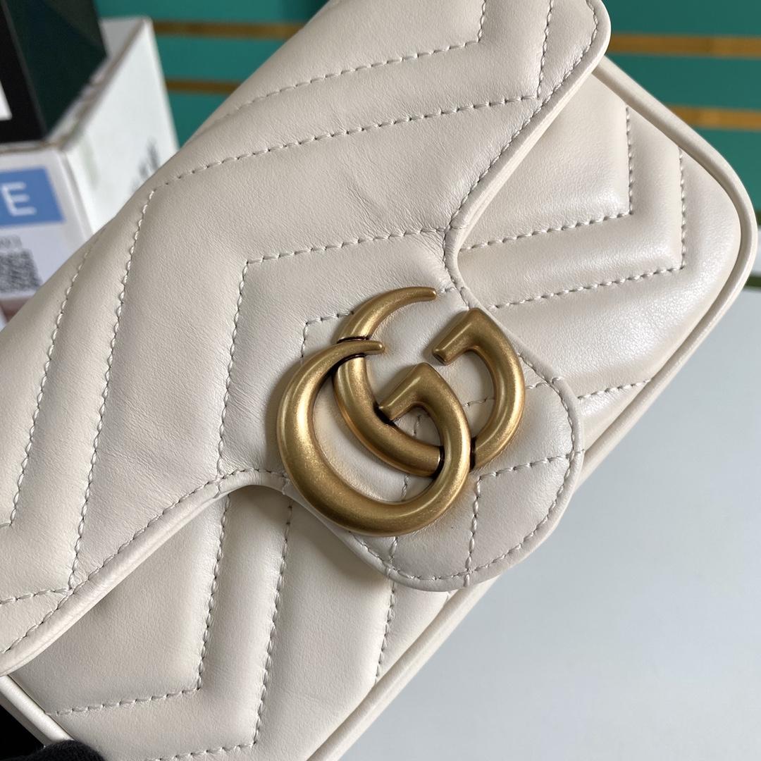 Gucci GG Marmont Super Mini Bag - FashionPlug
