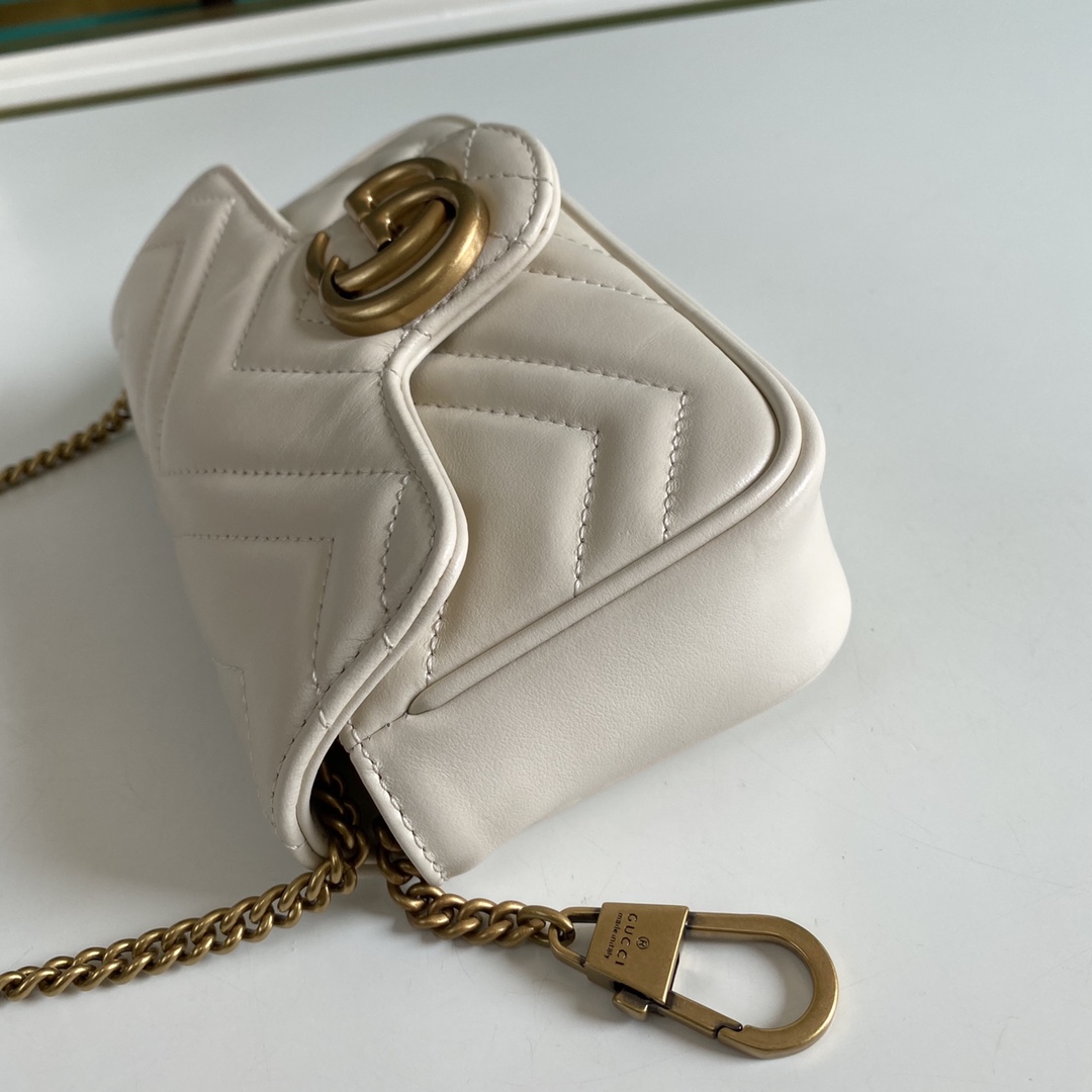 Gucci GG Marmont Super Mini Bag - FashionPlug