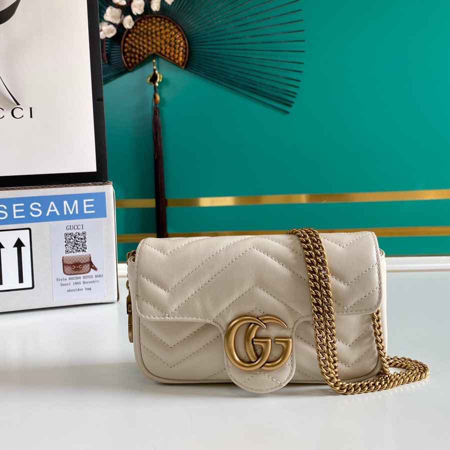 Gucci GG Marmont Super Mini Bag - FashionPlug