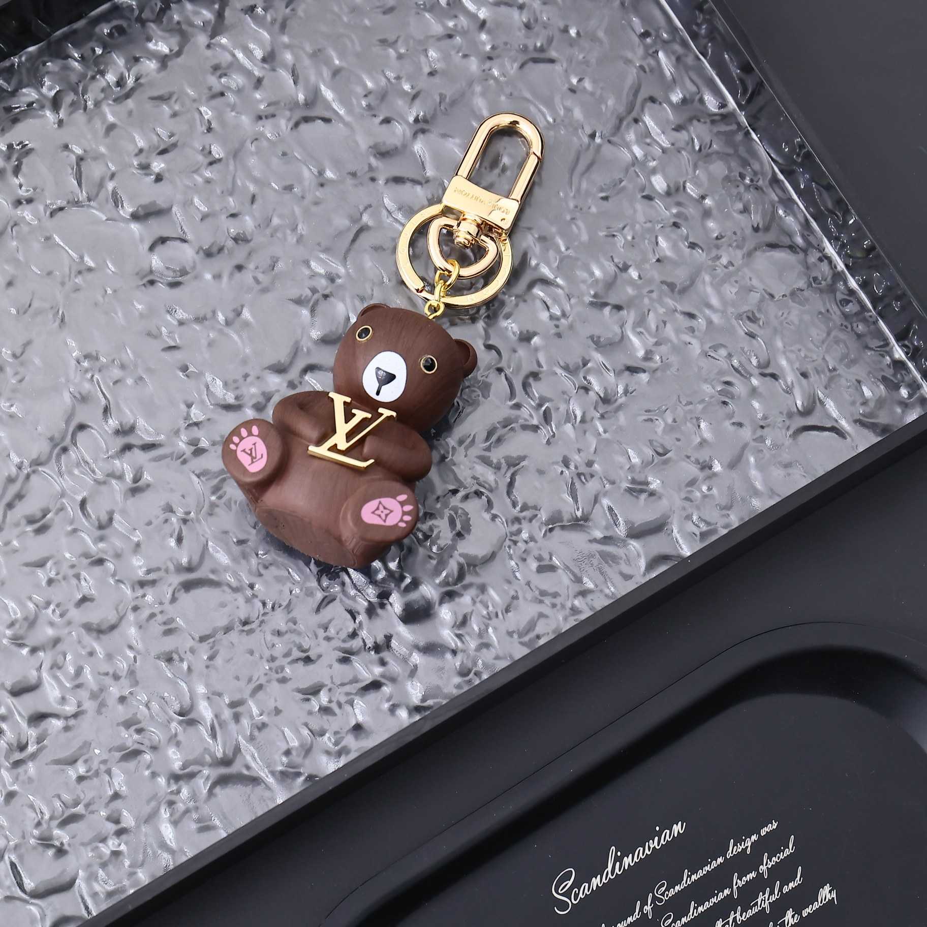 Louis Vuitton LV Teddy Bear Keyring And Bag Charm   M01360 - FashionPlug